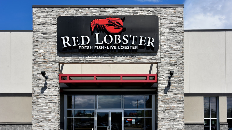Red Lobster restaurant and sign
