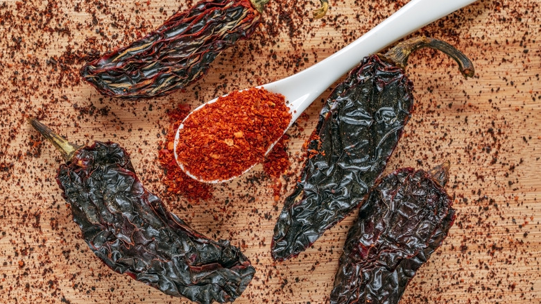 chipotle chilis and chili flakes