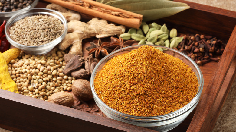 curry powder with assorted spices