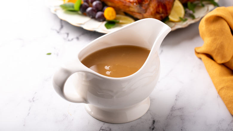 Full porcelain gravy boat