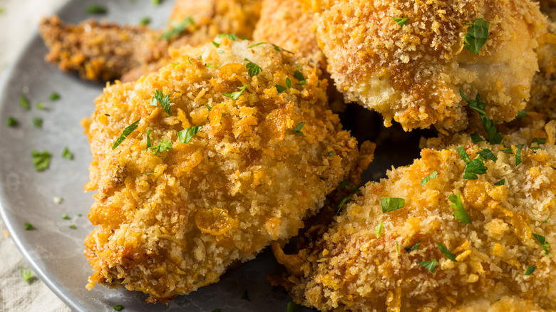 Breaded chicken pieces