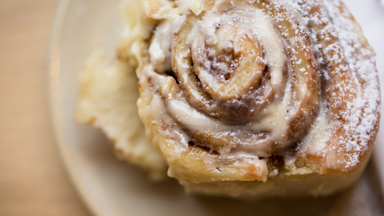 Cinnamon roll