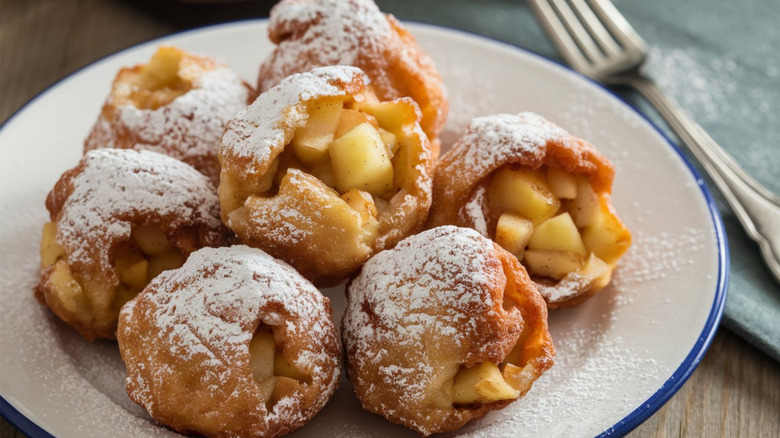 Apple fritters
