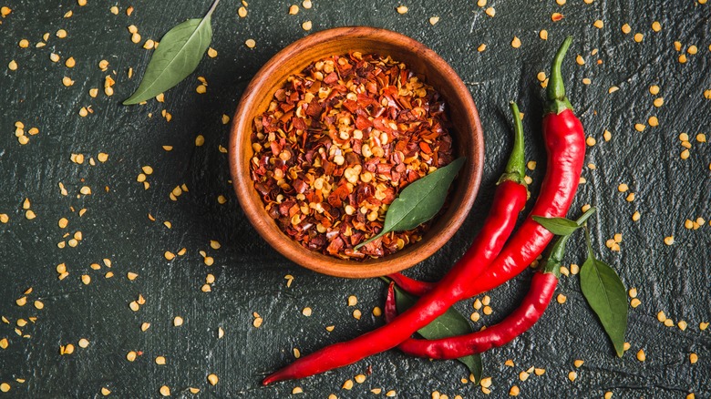 dried red pepper flakes