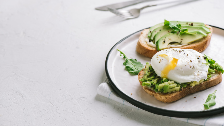 Avocado toast with poached egg