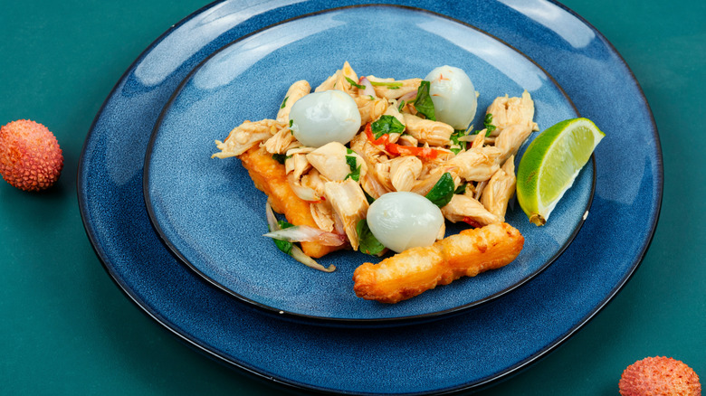 Lychee salad with chicken breast