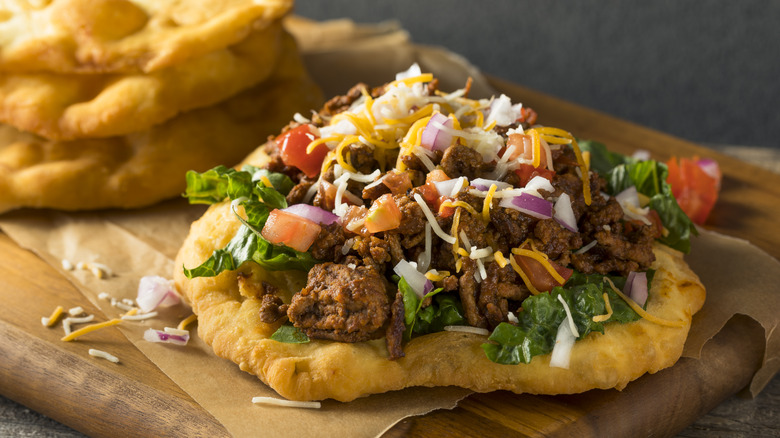 Bannock covered with meat and veg