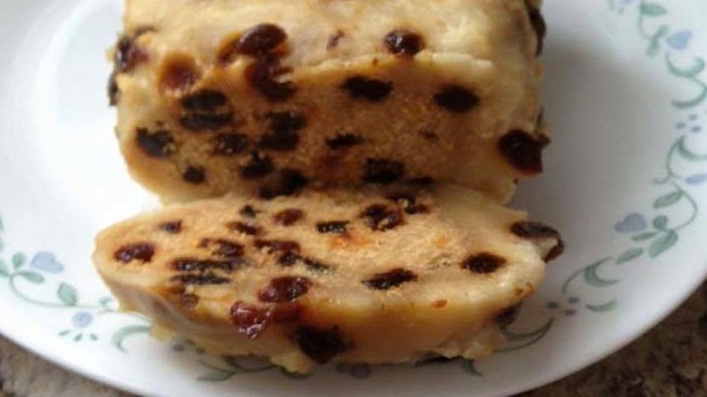 Sliced figgy duff pudding