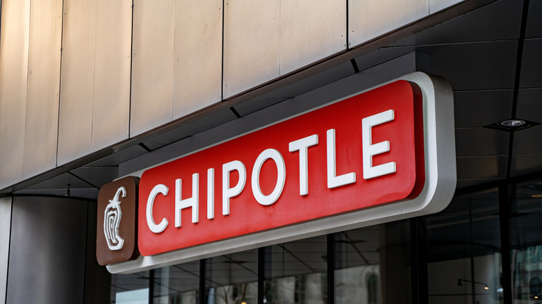Chipotle's exterior signage