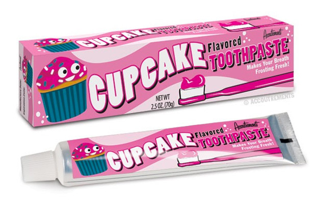 Accoutrements Cupcake, U.S.