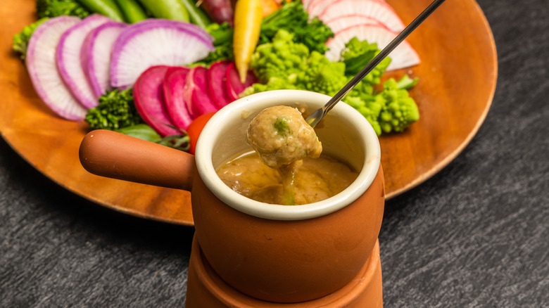 Bagna cauda with vegetables