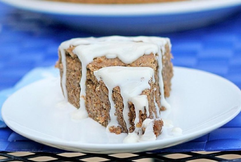 Cinnamon Roll Pie