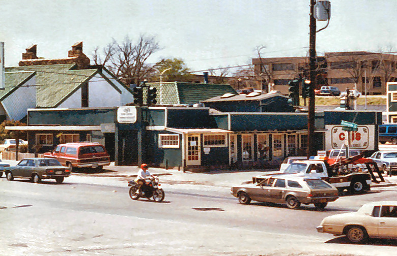 The First Location Is Now a 7-Eleven 