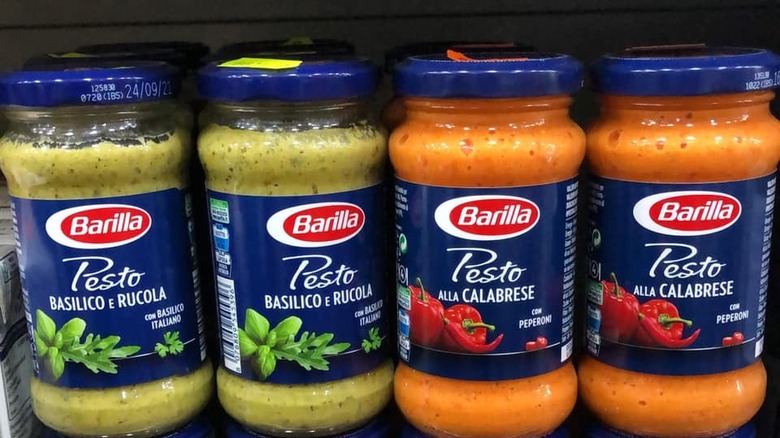 Barilla pestos in jar