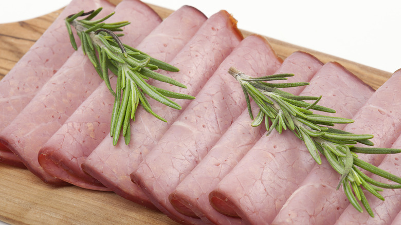deli meat on platter