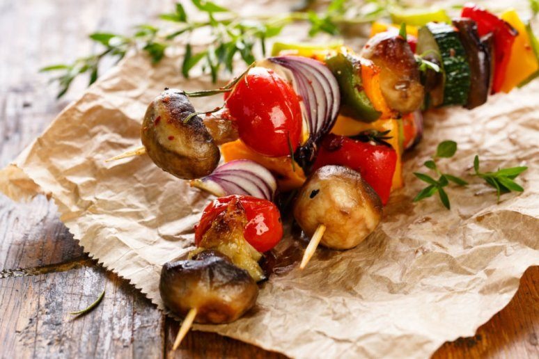 15 Vegetarian Cookout Recipes That Will Make You Forget Burgers and Dogs 