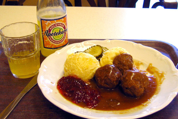 Sweden: Köttbullar