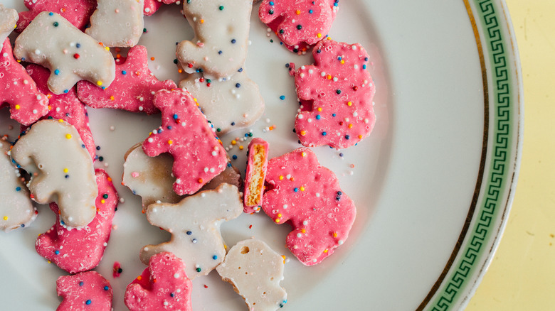 Iced animal cookies