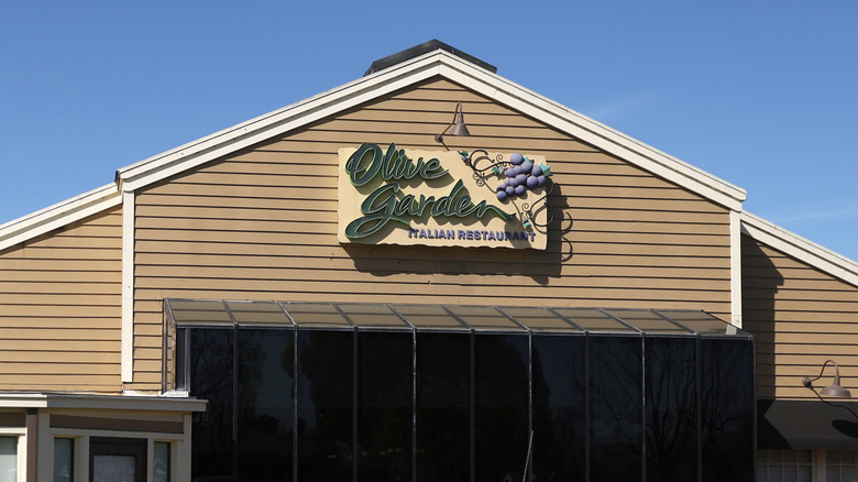 Olive Garden exterior