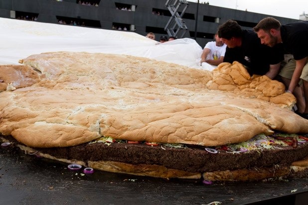 5) Largest Hamburger