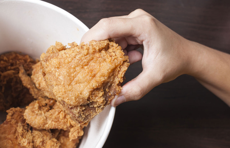 Dave Thomas Invented KFC's Chicken Bucket
