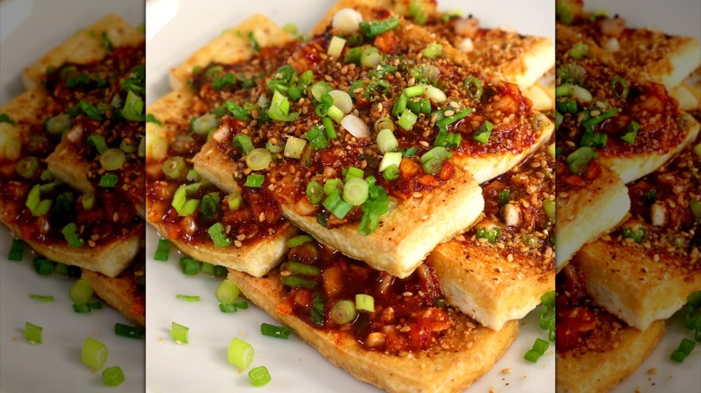 Dubu buchim (pan-fried tofu)