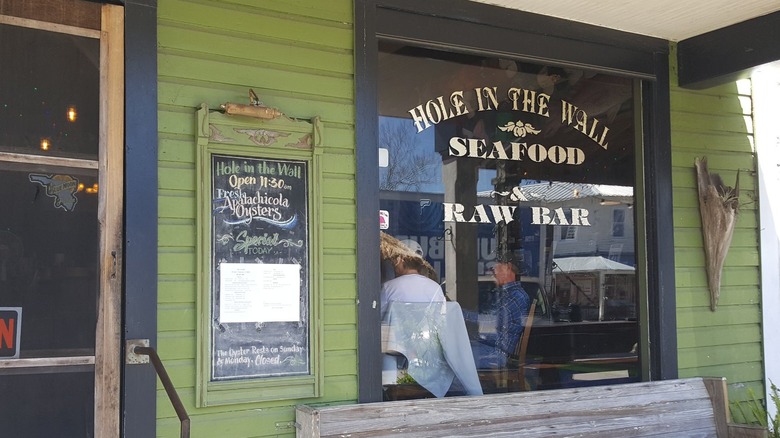 Hole In The Wall Seafood