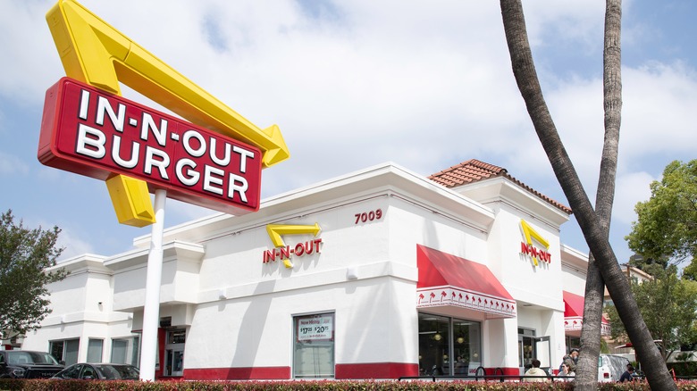 In-N-Out Burger exterior