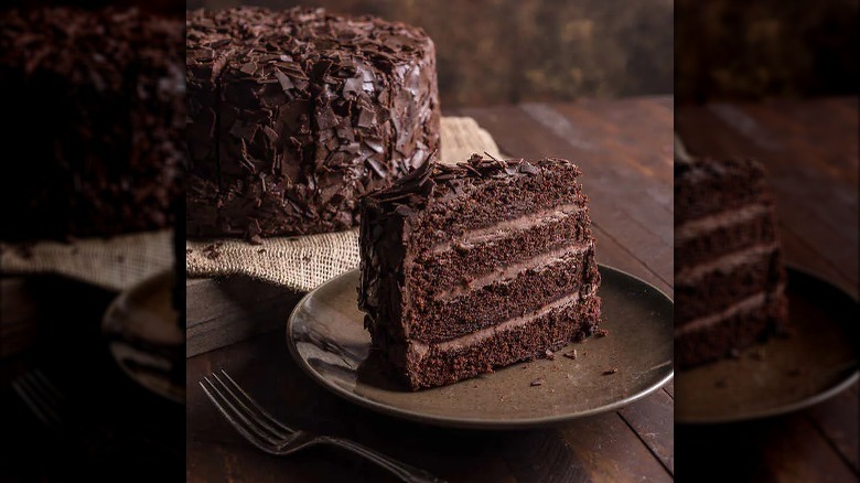 sliced chocolate cake on plate