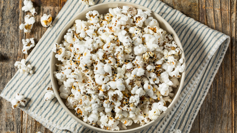 Homemade popcorn seasoned with everything bagel seasoning