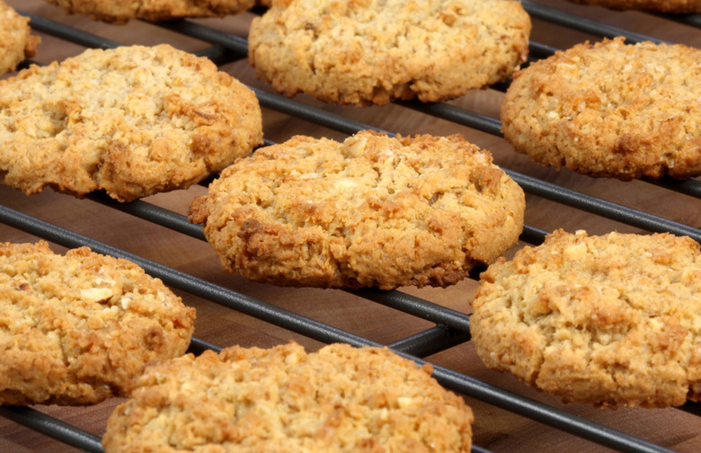 Apple Oatmeal Breakfast Cookie