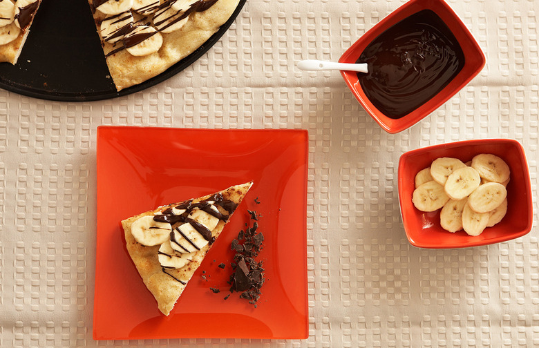 Nutella Breakfast Pizza