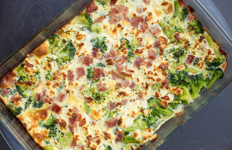 Breakfast Casserole With Broccoli, Ham, and Cheese