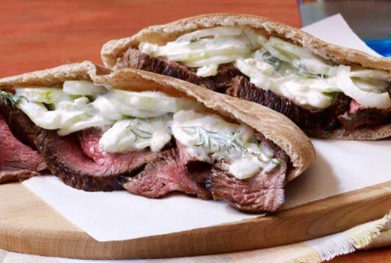 Grilled Steak With Tzatziki Salad