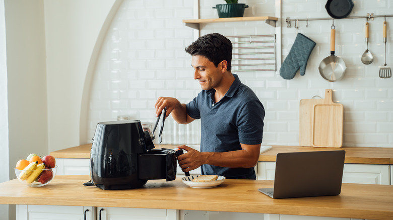 using tongs in air fryer