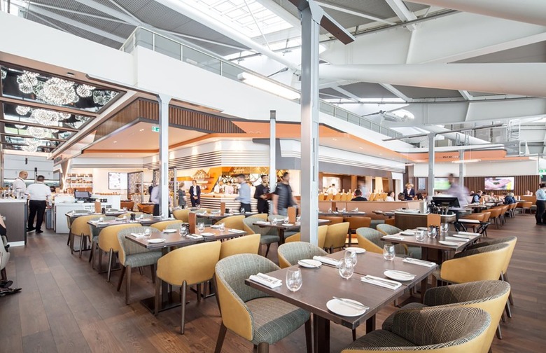 #20 Plane Food (Heathrow Airport)