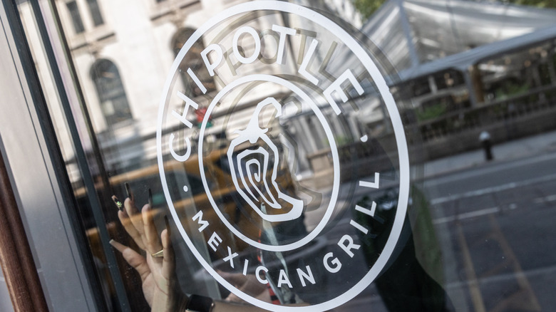 Chipotle door and logo