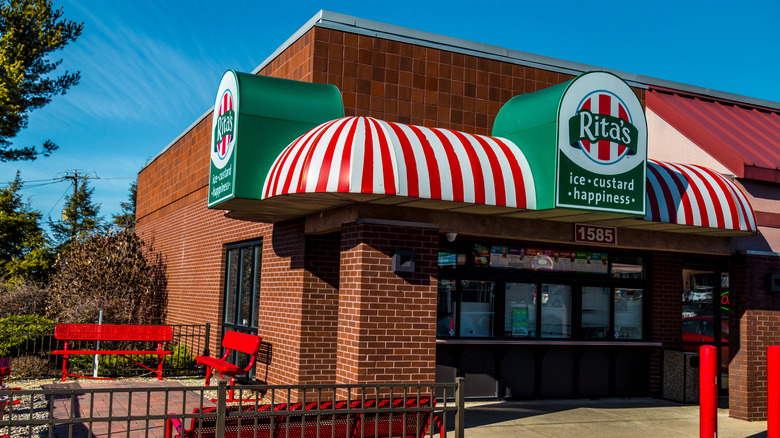 Rita's Italian Ice storefront