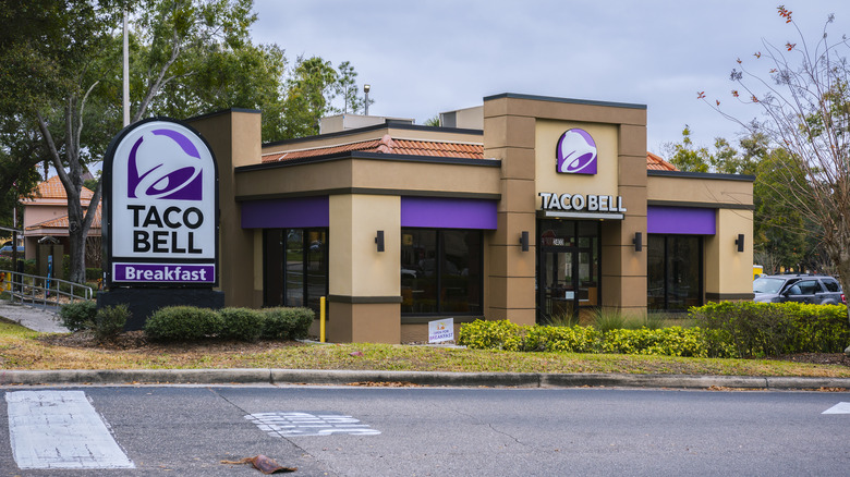 Taco Bell restaurant