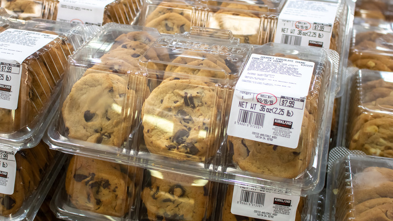 Costco chocolate chunk cookies packages