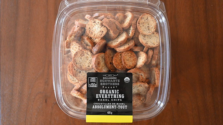 Schwartz Brothers everything bagel chips