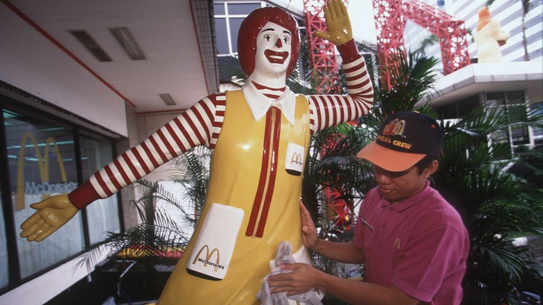 Ronald McDonald statue