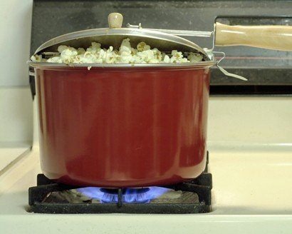 Popcorn on Stove