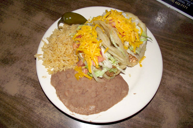 24) Ray's Drive Inn, San Antonio: Carne Guisada Puffy Taco