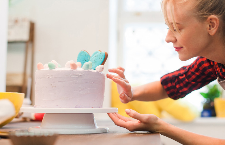 Cake Decorating
