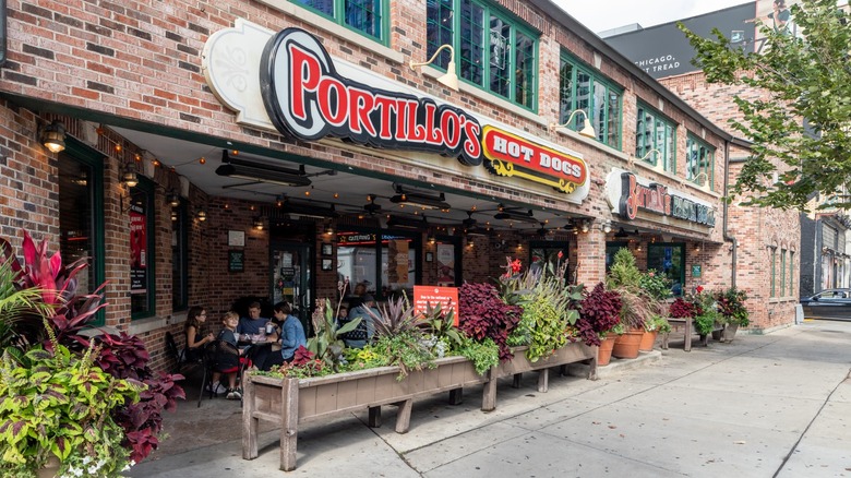 exterior Portillo's hot dog restaurant