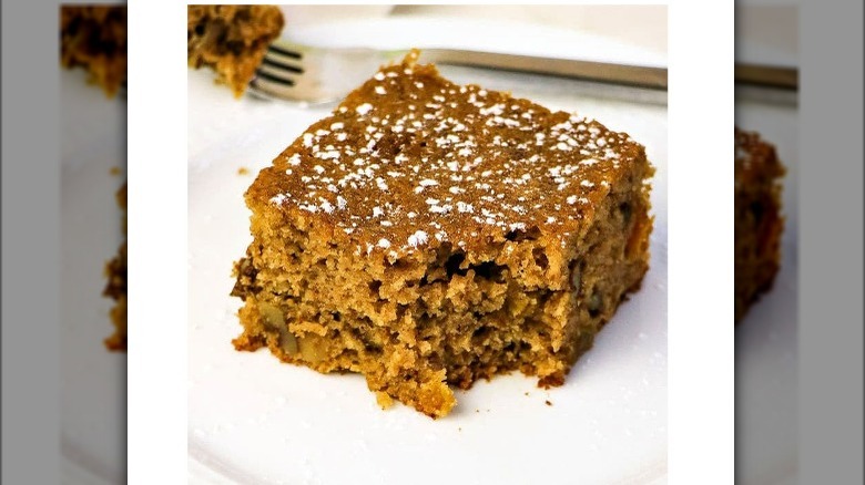 applesauce cake