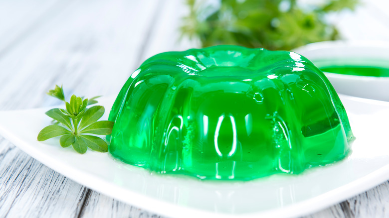 green jello mold