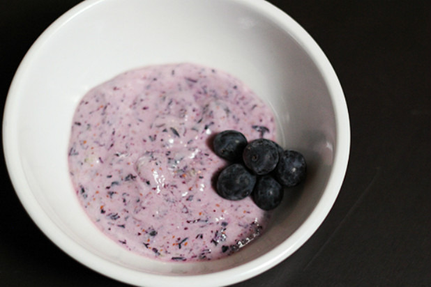 Berry-Yogurt Mask