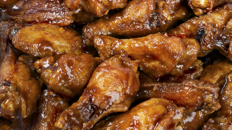 Barbecue wings